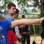 adolescent tirant à l'arc